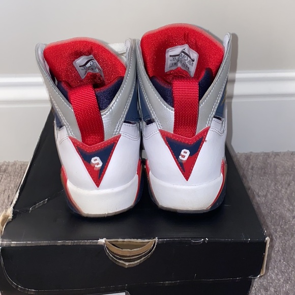 Olympic 7 Jordans Size 5Y - Picture 4 of 5